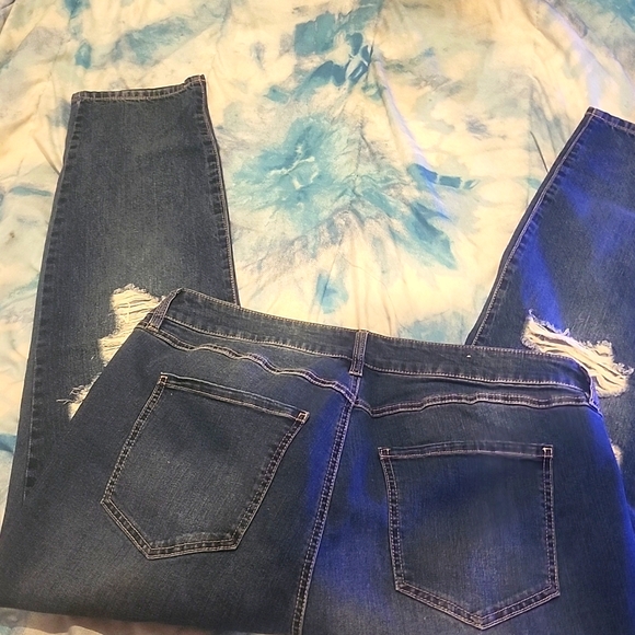 Pants - Picture 3 of 3